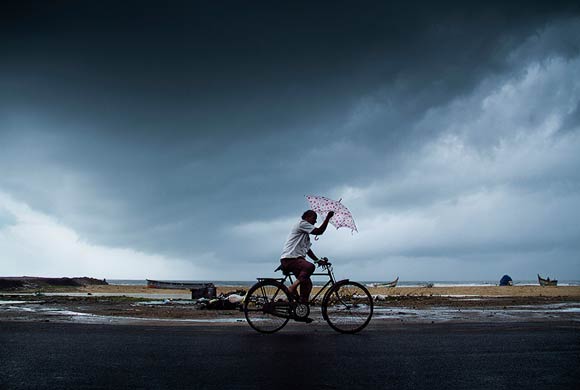 Ploaie in Chennai, fotografie de Arun Titan